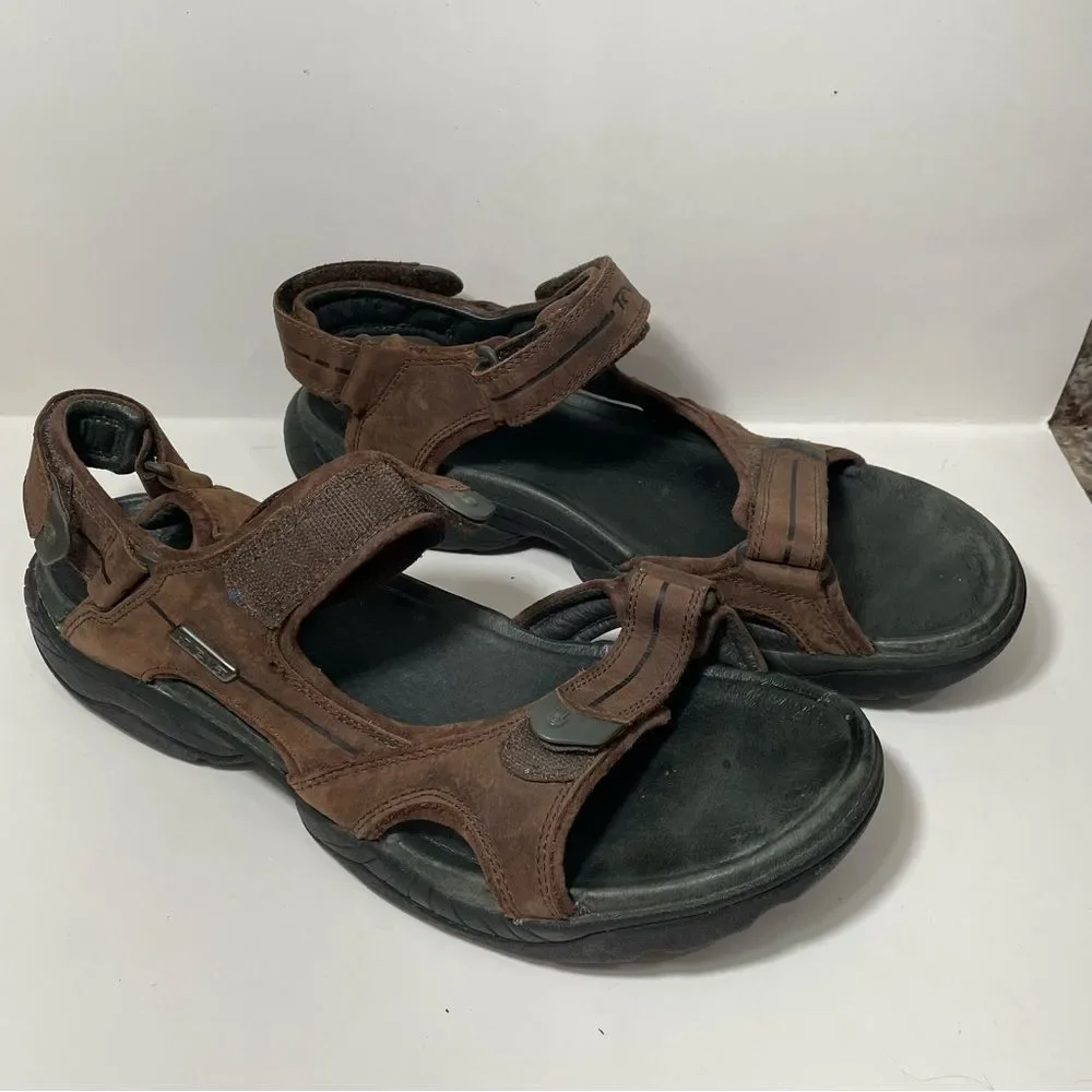 Teva Brown Velcro Outdoor Athletic Sandals